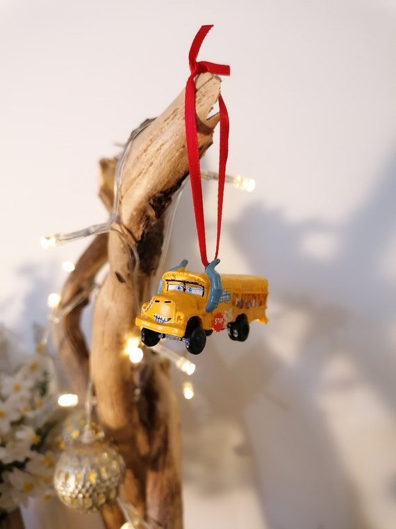  Hallmark Christmas Ornament Disney Pixar Cars