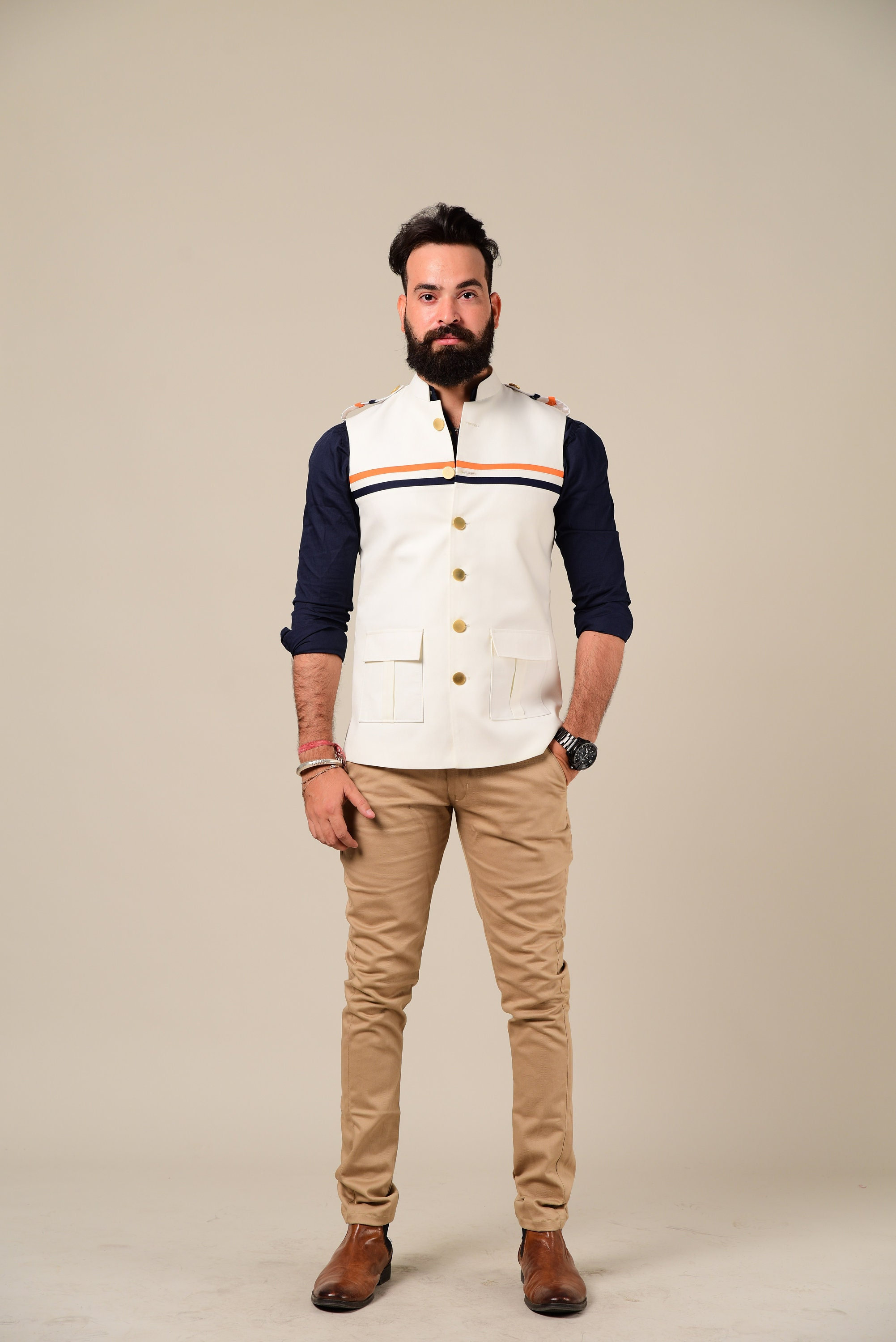 White Half Hunting Jacket With Navy 