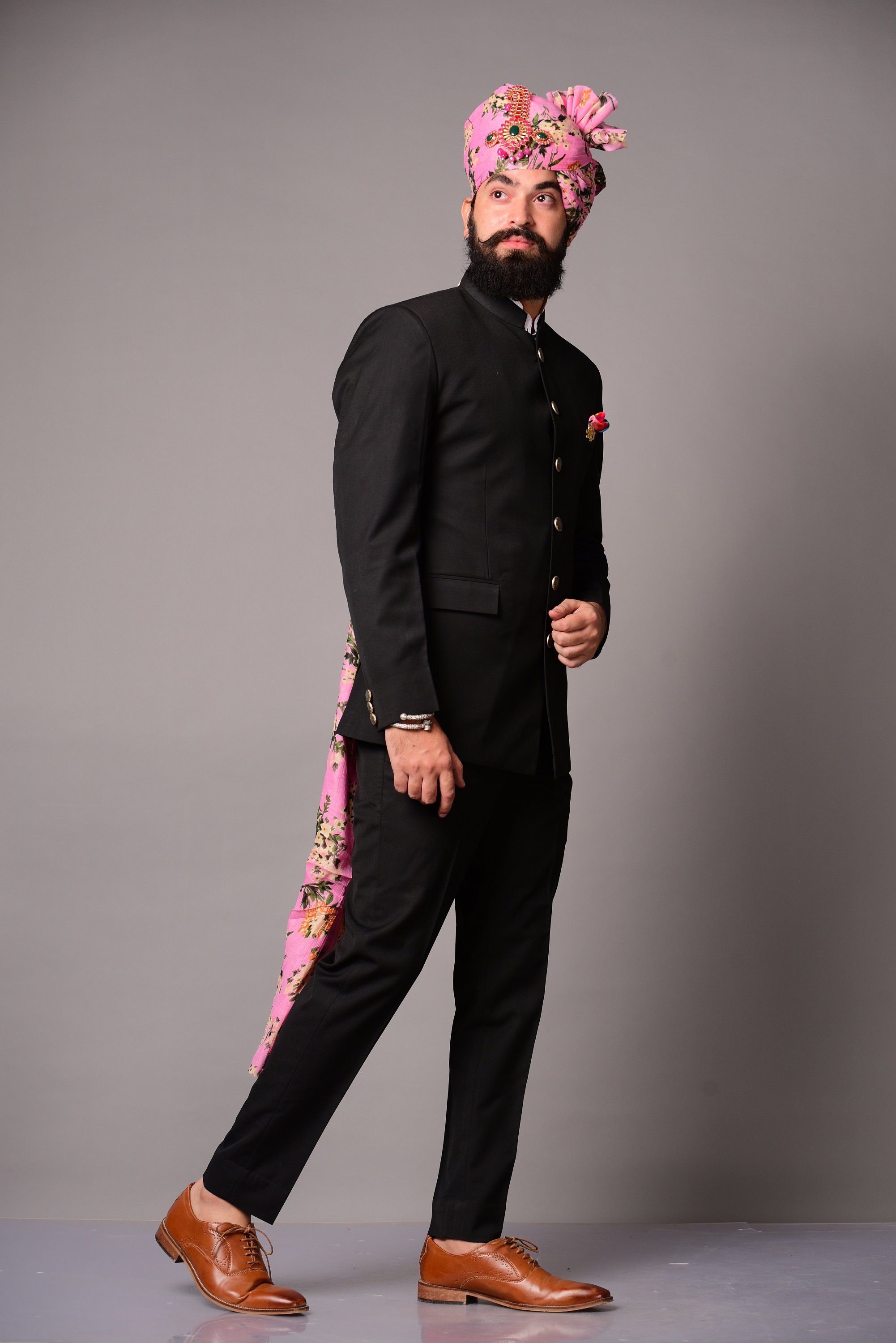 Jodhpuri suit black with best sale safa