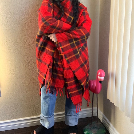 Vintage 80s plaid blanket Poncho - image 3