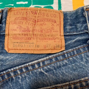 Vintage 501 Levis shorts size 24 image 3