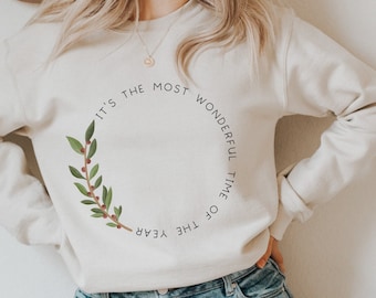 Pullover Weihnachten Kranz Christmas Wreath Sweater - Weihnachten Kleidung - Wonderful Time Winter Sweatshirt Cottagecorestyle