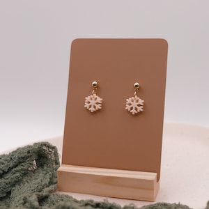 Ohrringe Schneeflocke Acryl in Gold Winter allergikerfreundlich Edelstahl - leichte Ohrringe Winter Schnee - Geschenkidee Ohrringe
