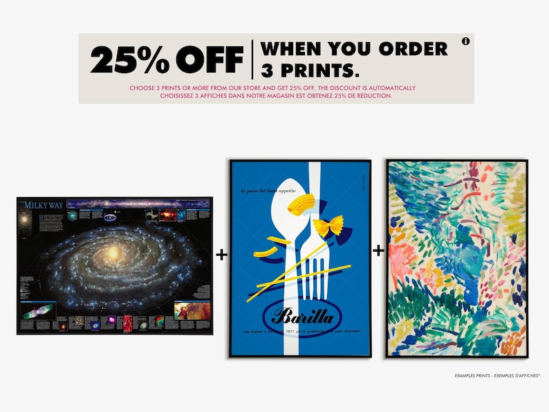 Op de afbeelding: Drie verschillende prints, een kaart van de Melkweg, een vintage Italiaanse pastaposter met de tekst "Barilla" en een kleurrijk abstract schilderij. Krijg 25% korting wanneer je 3 of meer prints bestelt.