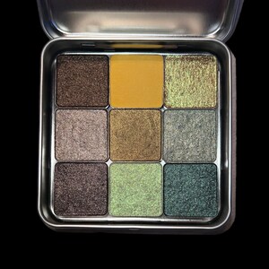 Crow Moon eyeshadow Palette Eco Friendly•Vegan•Cruelty Free•Talc Free