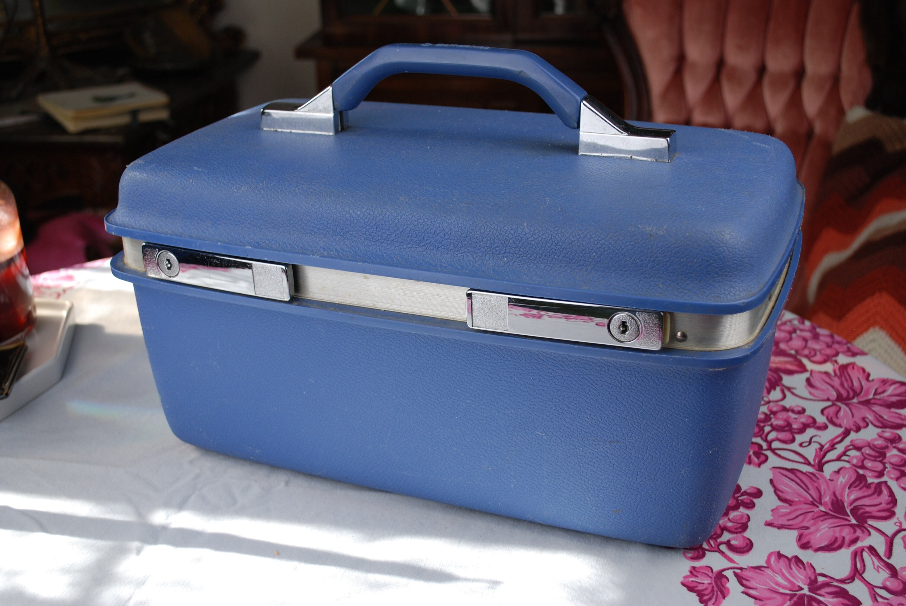 Blue 1960s Samsonite Train Case Missing Tray
