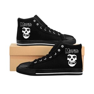 Converse metallica sale black album
