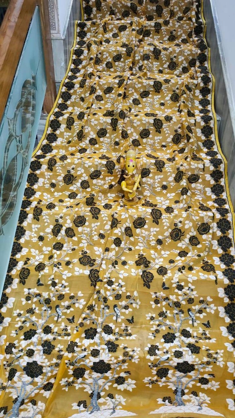Handloom Handwoven Rose Motif Dhakai Jamdani Saree