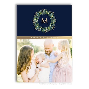 Christmas Photo Card Template - Wreath Monogram - Photoshop Template for Photographers - 5x7 - FESTIVE WREATH