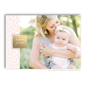 Modèle photoshop de carte-cadeau de photographe - modèle de certificat-cadeau de photographie - OLIVIA
