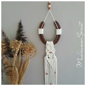 Horseshoe Western wall hanging with macramé, lucky charm, house housewarming gift, wedding decoration vintage