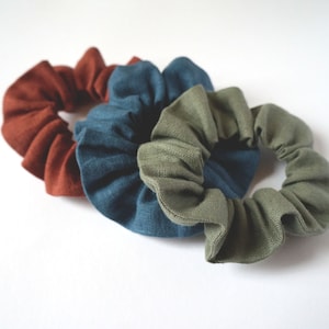 Leinen Scrunchie. Leinen Haargummi. Haargummis.