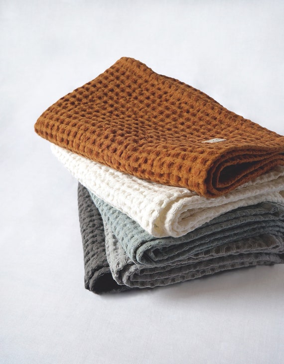 Linen Waffle Bath Towels Luxurious Hand Towels for Your Bathroom -   Sweden