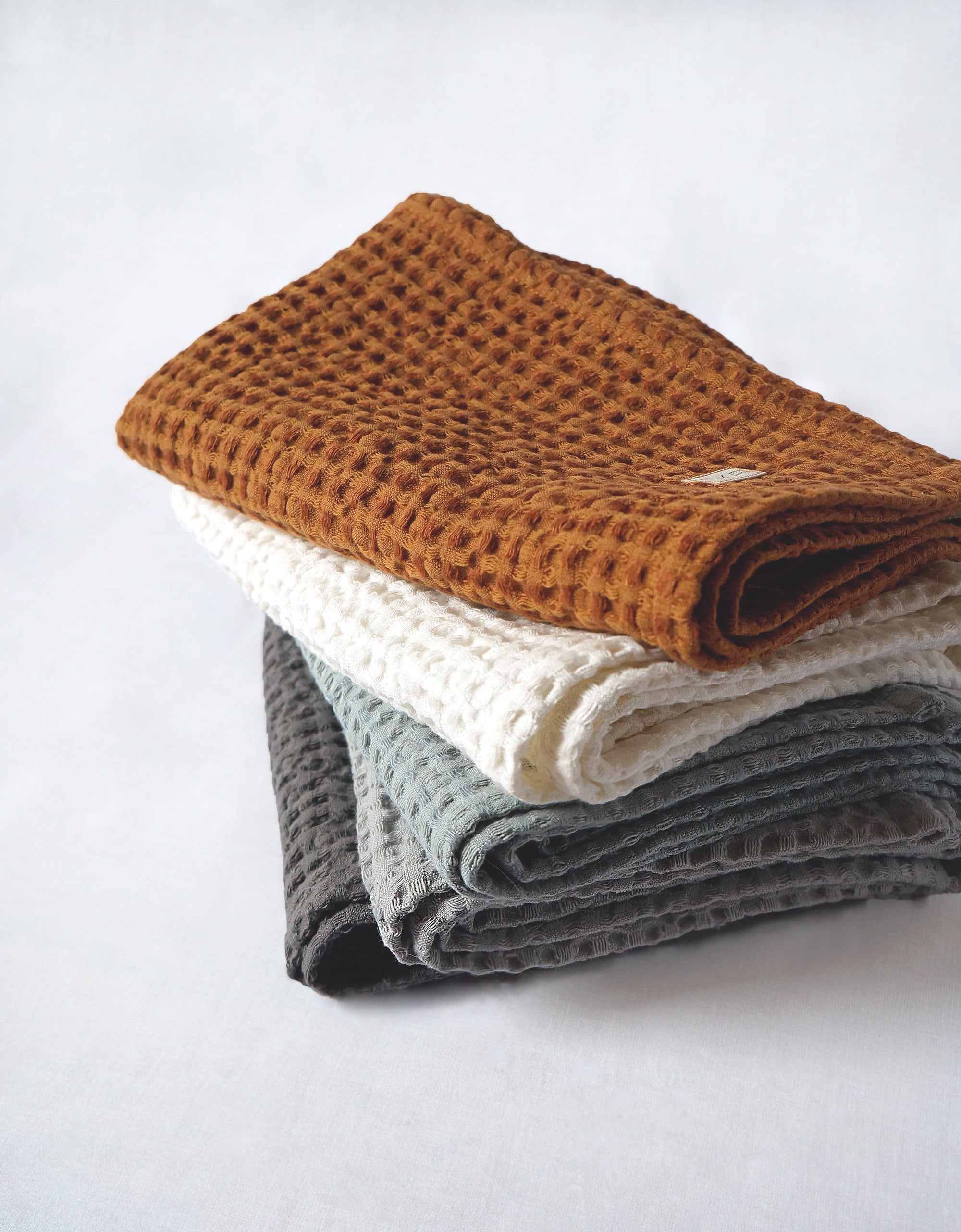 Super Soft Luxury Washcloth / Face Towels – California Design Den