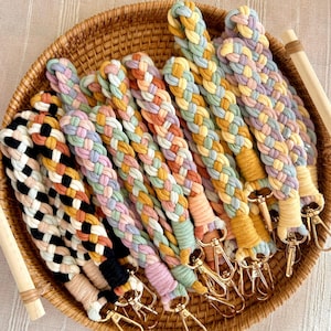 Handykette, Buntes Makramee-Handyband, Handgelenk-Schlüsselanhänger für Auto, Zuhause oder Telefon, Boho-Stil, 100 % recycelte Baumwolle