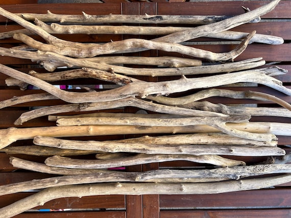 Driftwood Stick for Macrame – Natural Wood Branch, Rustic Macrame Dowel, Handmade Craft Supplies, Boho Wall Hanging Rod, Eco-Friendly Decor