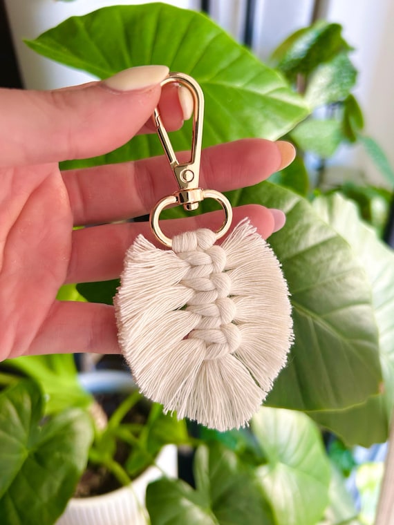MACRAME KEYCHAIN, Boho Accessories for Car, Home, Bag, Wedding or Baptism Place Card Favors, Earthy Charm Decor, Handmade