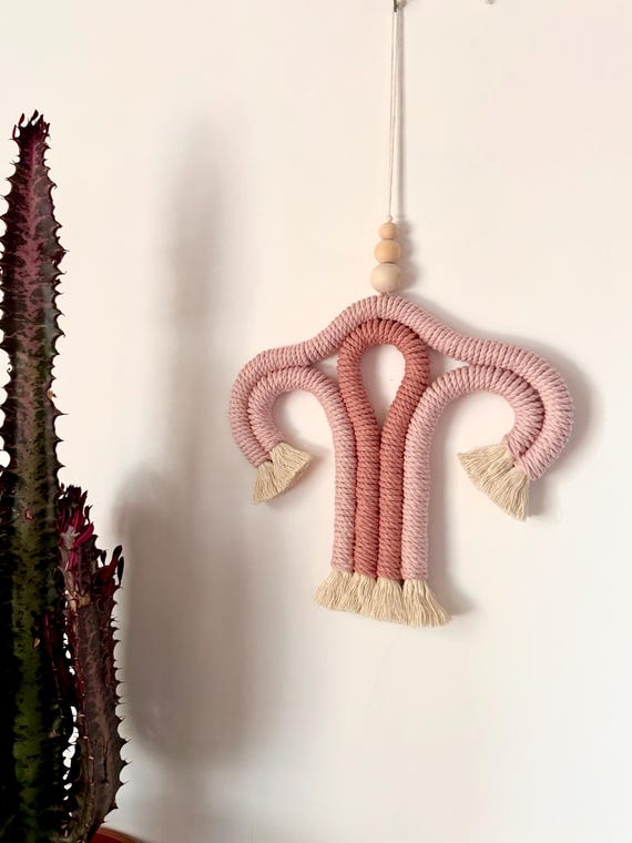 MACRAME UTERUS, Small Wall Tapestry, Hanging Totem, Feminine Home Decor, Uterus, Feminism, Fertility, Recycled Cotton
