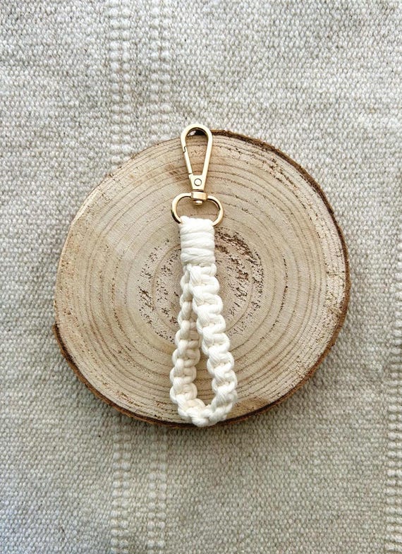 MACRAME KEYCHAIN, Boho Accessories for Car, Home, Bag, Wedding or Baptism Place Card Favors, Earthy Charm Decor, Handmade