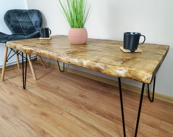 Table basse rustique à bordure naturelle : Meuble de ferme en bois massif, table d'appoint, bois récupéré, pieds en épingle à cheveux