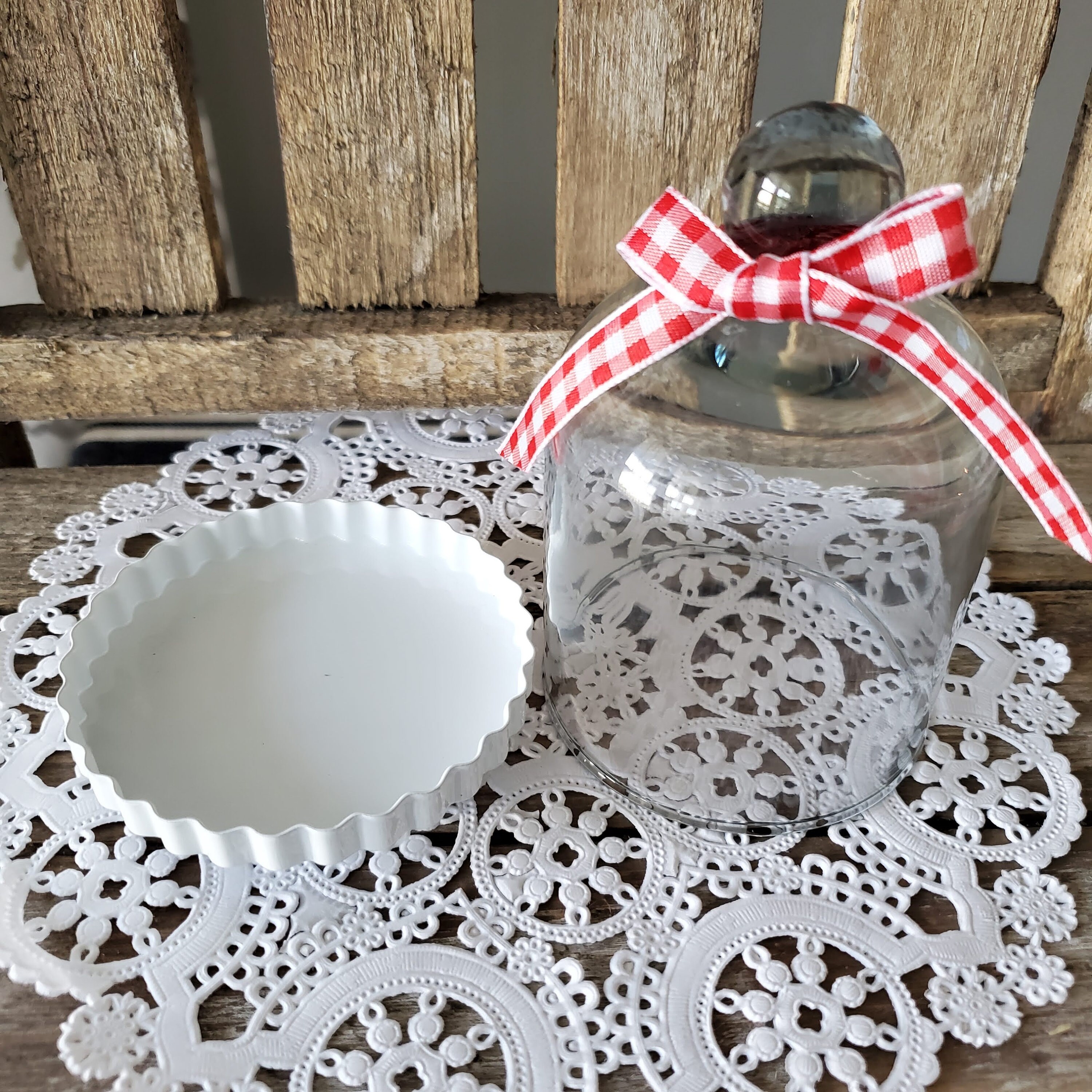 Small Glass Cloche with painted metal baseSmall Dessert Dome Etsy