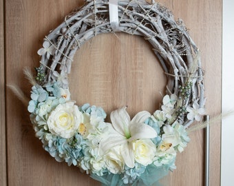 Wianek na drzwi 50 cm kwiaty drewno róże shabby chic wiosna lato zima biały niebieski