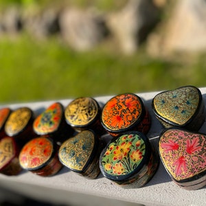 Set of 2 Beautiful handpainted small boxes, Jewelry/trinket/pill/ring Boxes/gift box. small boxes. Each Hand painted by Kashmiri artist.