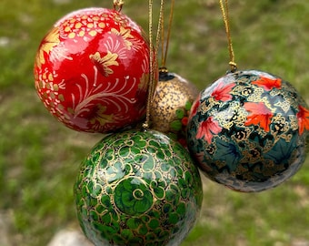 Hand Painted Christmas Ornaments. Dazzling Colors.  Come in variety of designs. All handpainted. Tree Ornaments, round decorative bauble