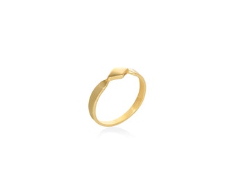 Dainty 14K Golden Geometrical Ring, Perfect for the Pinky Finger, Handmade Gift for Women, Elegant Ring with Rhombus — The Losange Ring