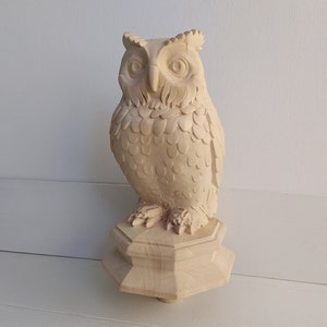 Owl Wooden Finial for Staircase Newel Post, Owl finial bed post, Owl statue of wood, Decorative Newel Post Cap Bird Face