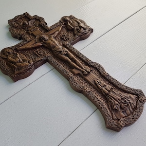 Jesus Christ Wood Carved Crucifix Religious Wood Carving Catholic Cross Religious Wood Carving on the Wall