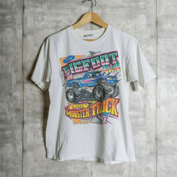 1997 Bigfoot Monster Truck Racing Vintage T-shirt