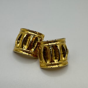 Vintage Gold Tone Chunky Clip Ons