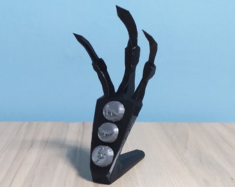 Ebony Claw from Skyrim | Accurate Glyphs | Detailed Design | Quest Item | 3 Sizes |  3D Printed