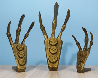 Golden Claw from Skyrim | Accurate Glyphs | Detailed Design | Quest Item | Hand Painted | 3 Sizes |  3D Printed
