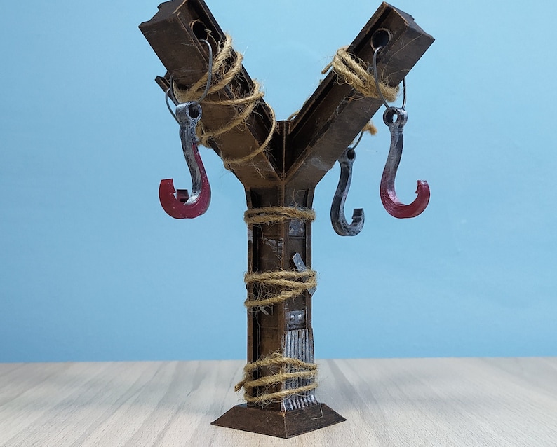 DBD Basement Hook Ring Holder Figurine Prop Fanart Hand Painted 3D Printed image 2