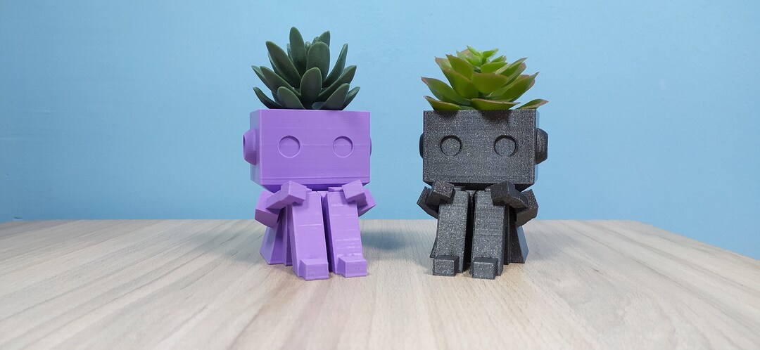 Cute Little Sitting Robot Planter,home Decor for Small Sized Plants ...
