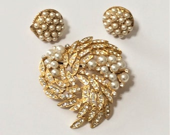 Vintage Brooch & Earrings Gold Tone Brooch Sparkly Rhinestones with Faux Pearls and Faux Pearl Clip Earrings