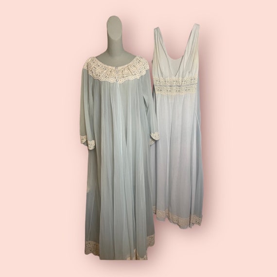 Vintage 60s Neiman Marcus Night Gown and Robe Set - image 1