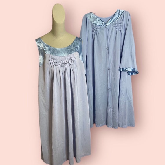 Vintage Powder Blue 70s Night Gown and Robe Set - image 1