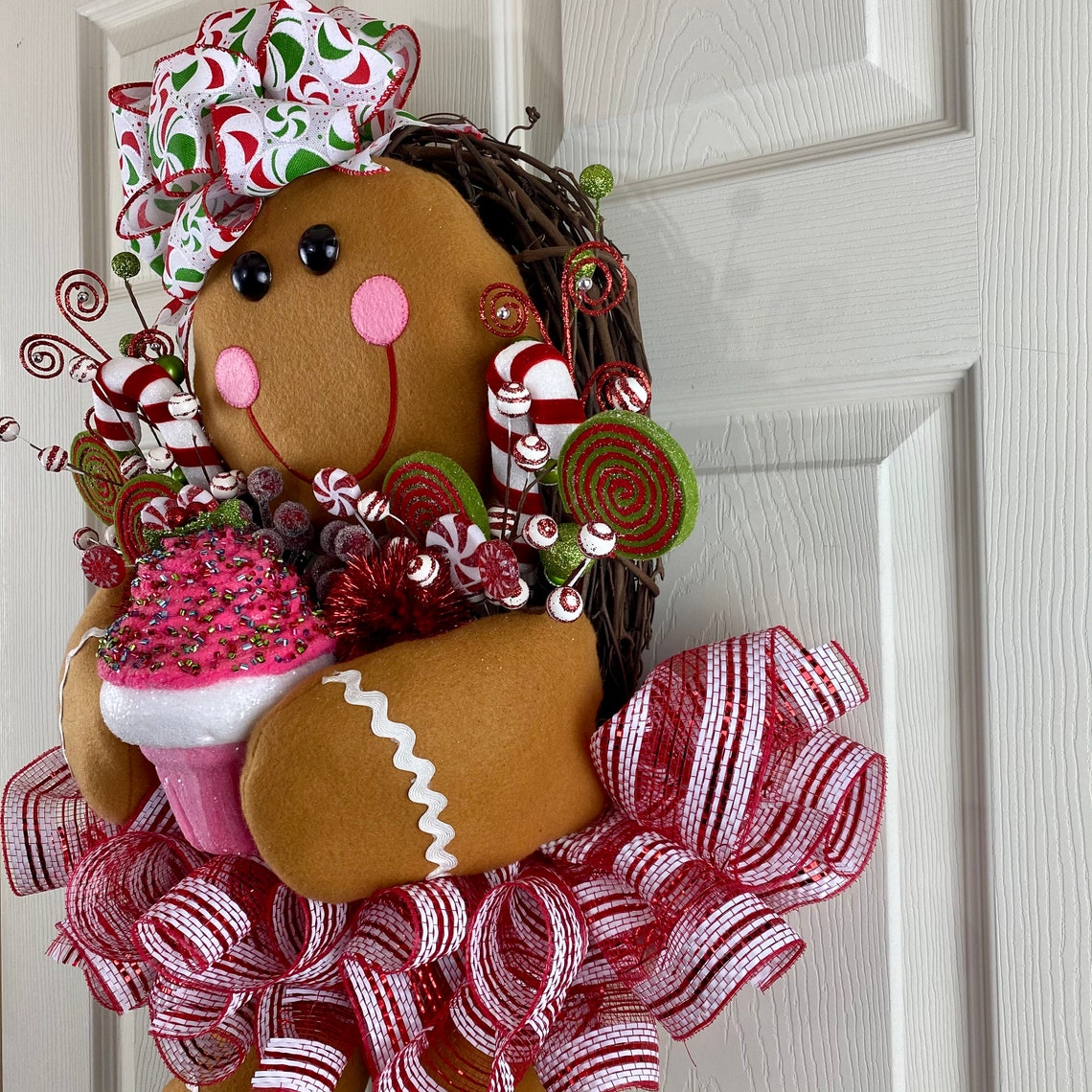How to make a Gingerbread girl wreathGingerbread wreath Etsy