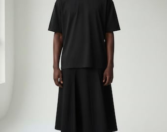 Linen Kilt: Men's Black Flared Pleated Skirt