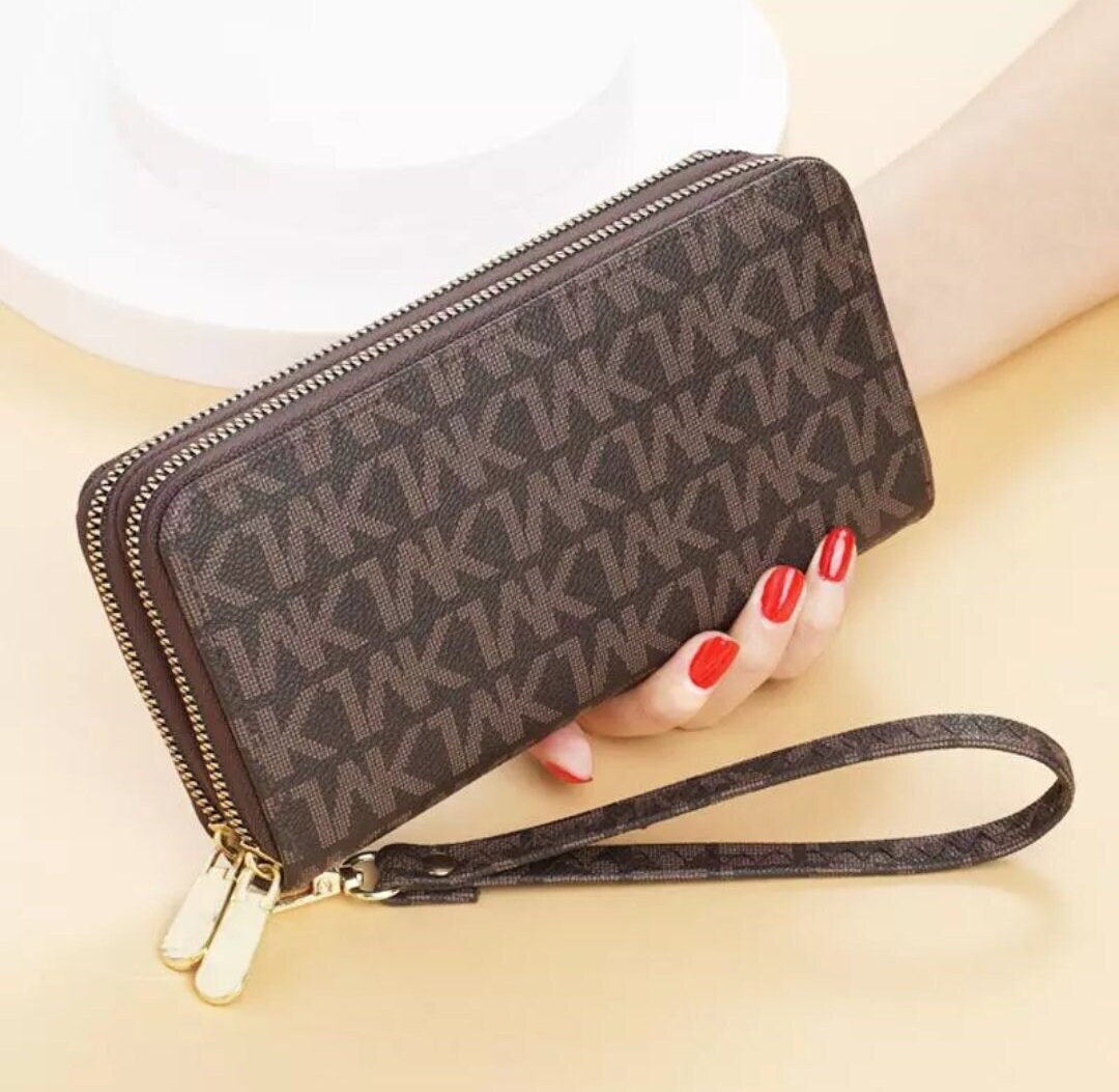 large double zipper wristlet