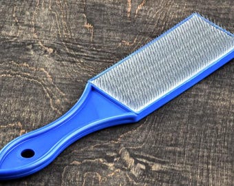 4.5" x 2" plastic handle file cleaning brush