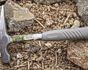 Pointed Tip Rock Pick 2-Pack 32oz Rock Pick Hammers - All Steel Geologist Hammer With Pointed Tip &amp; Non-Slip Handle Mining Hammer