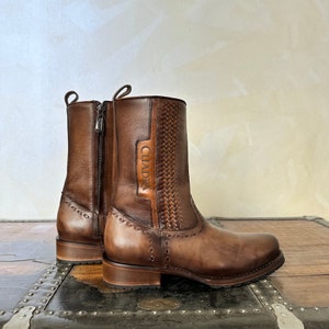 1J28AL - Cuadra honey cowboy and western full alligator leather boots for men main image 1