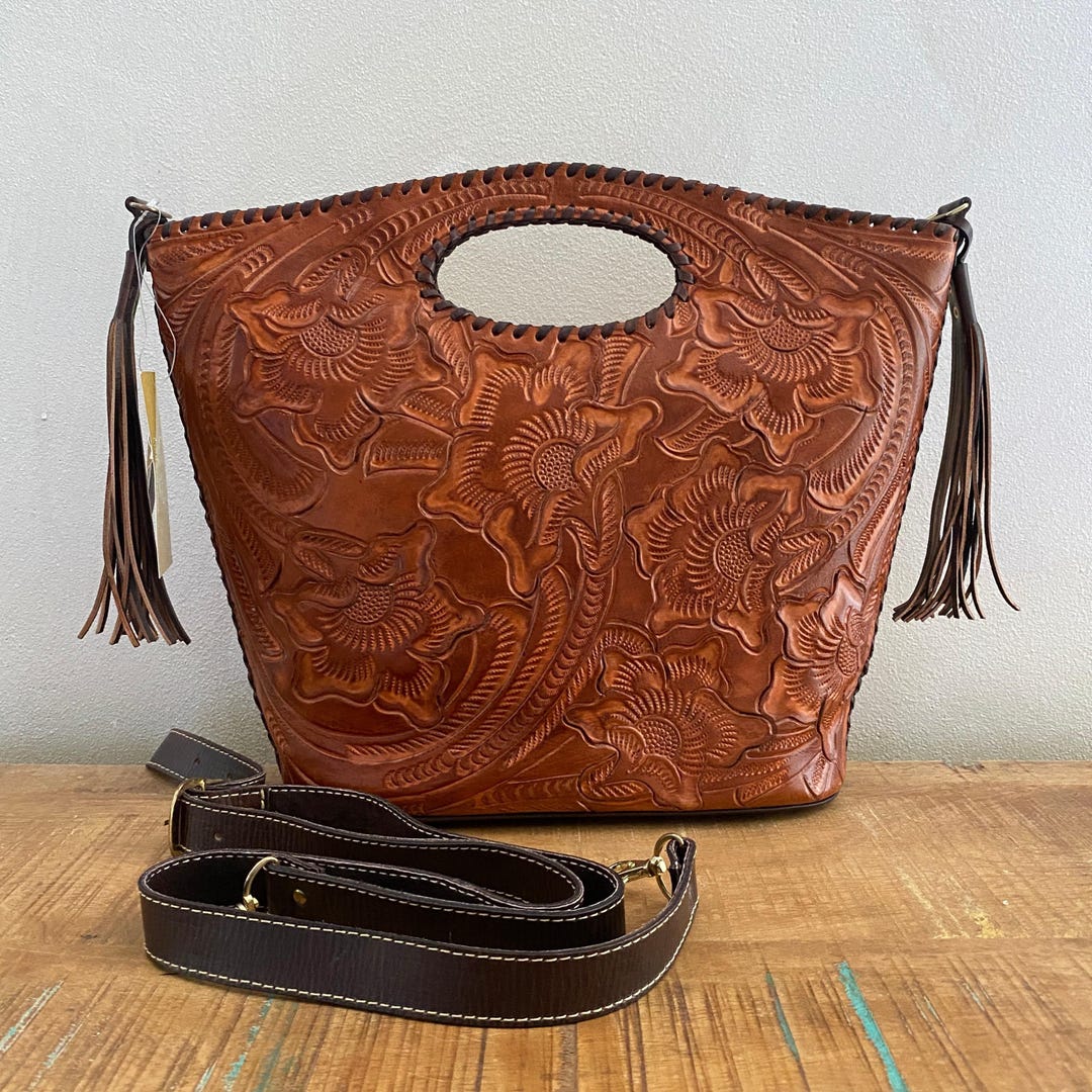 バッグ Southfish leather bag Black Forager Large Crossbody Leather Bag – Shining Rock Goods
