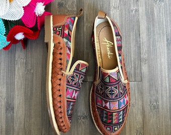 Akachi Slip-on Schuhe