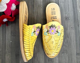 Lucias Slip-on Huaraches