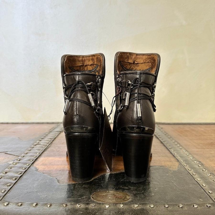 Cuadra Wmns Ankle Boots Crust Tokio Gris Black 3F48RS - Etsy Cuadra Wmns Ankle Boots Crust Tokio Gris Black 3F48RS - Etsy